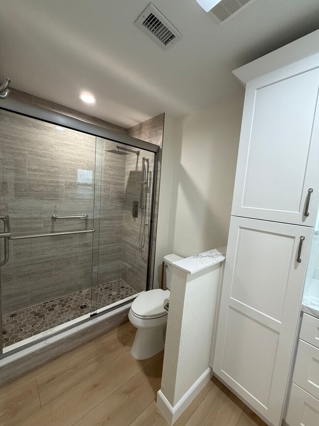 Building Photo - A New El Dorado II just waiting for You