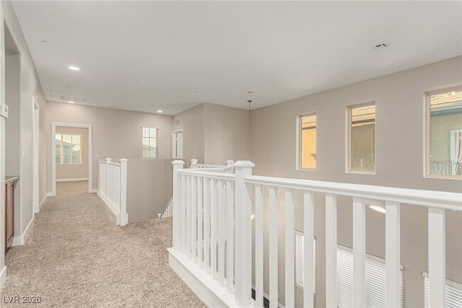 Building Photo - 788 Forest Peak St