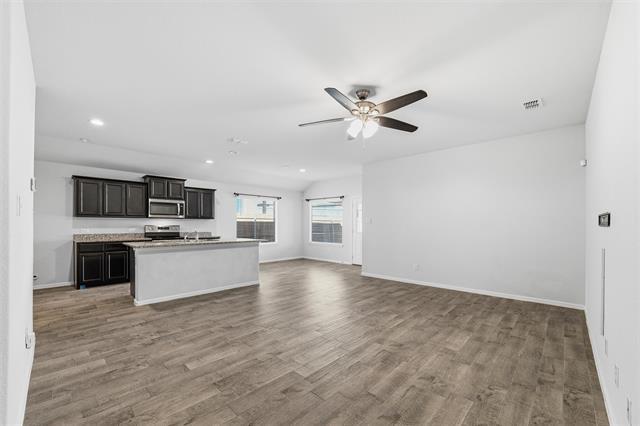 Building Photo - 9224 Herringbone Dr