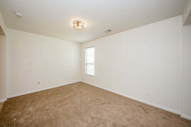 Building Photo - 4614 Westgreen Rdg Rd