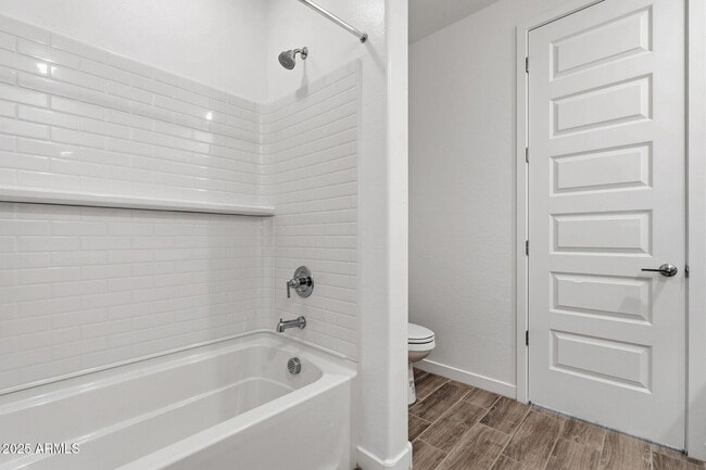 Building Photo - 8147 E Paloma Ave