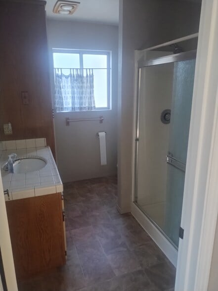 Building Photo - 47 Brewer St