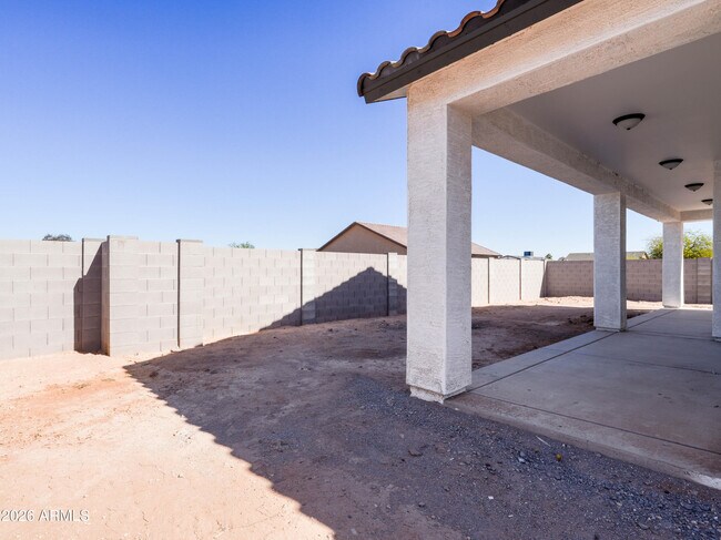 Building Photo - 11000 Cove Dr
