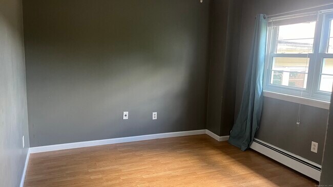 Building Photo - 85 Lantern Park Dr