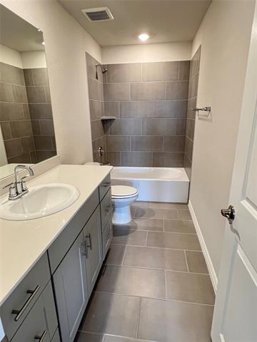 Building Photo - 3208 Sedge Grass Dr