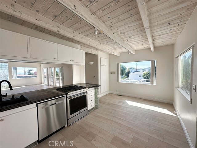 Building Photo - 3639 S Emily St