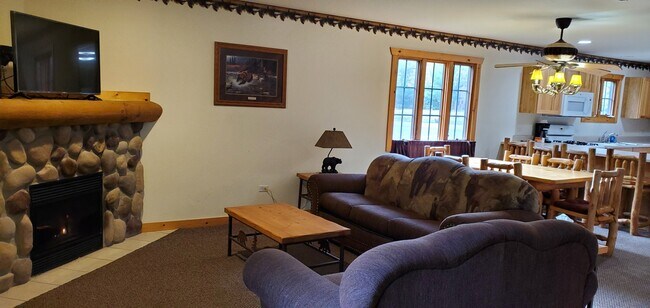 Building Photo - 2643 IL-178