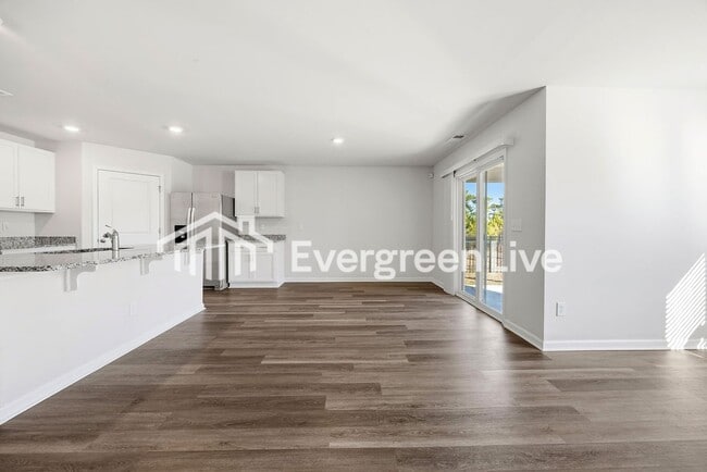 Building Photo - 1204 Beechridge Ct