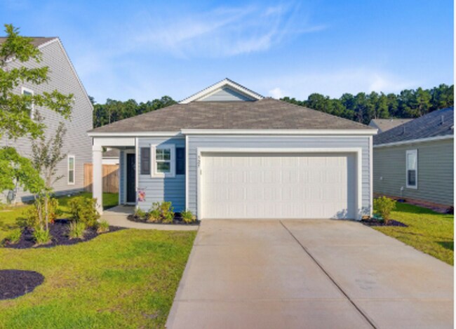 *Move in Special* Spacious 3BR/2BA home i... - *Move in Special*  Spacious 3BR/2BA home i...