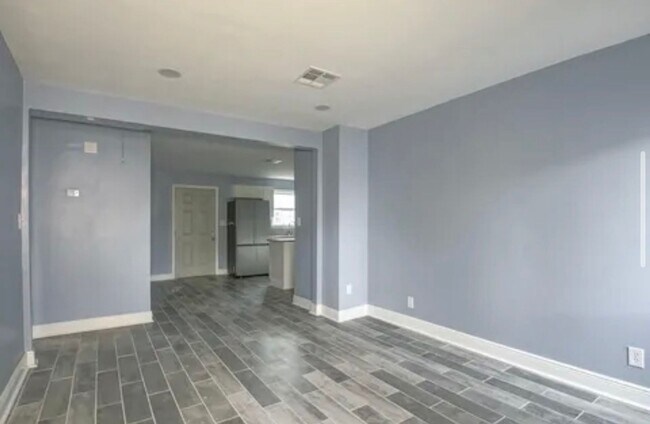 Building Photo - 3017-3019 Music St