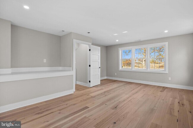 Building Photo - 271 Stoopville Rd