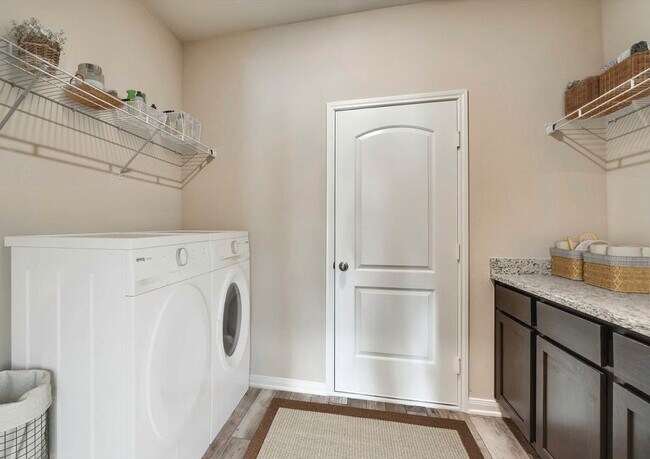 Building Photo - 404 Harbor Oaks Dr