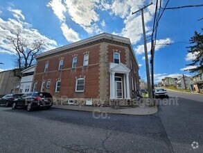 Building Photo - 700 Pennsylvania Ave