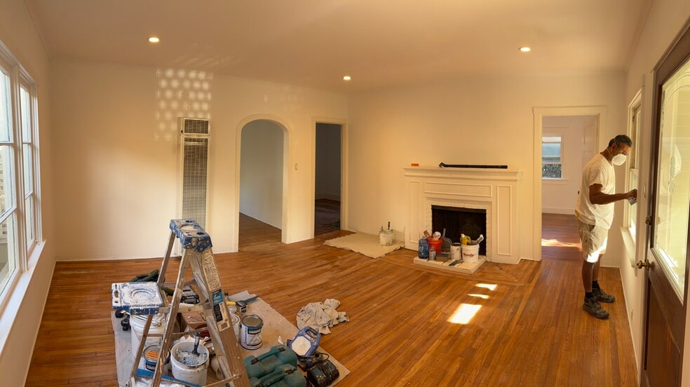 Building Photo - 1226 Olive St