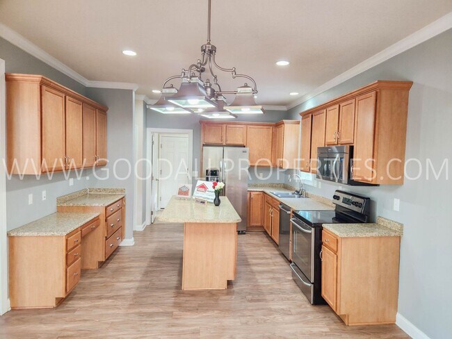 Building Photo - Spacious 4 Bedroom Glynn Village Ranch | 3,000+ Sq Ft | Walkout Basement | Geothermal Heating & C...