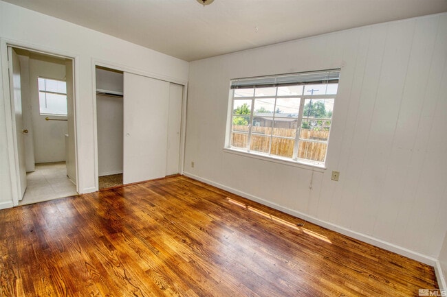 Building Photo - 255 G St