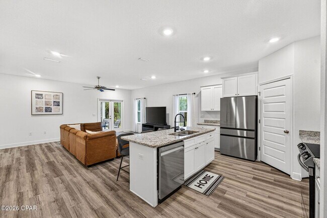 Building Photo - 224 Butler Cv