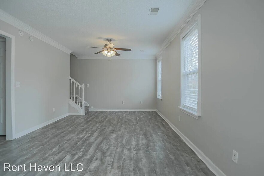 Building Photo - 115 Turning Leaf Dr