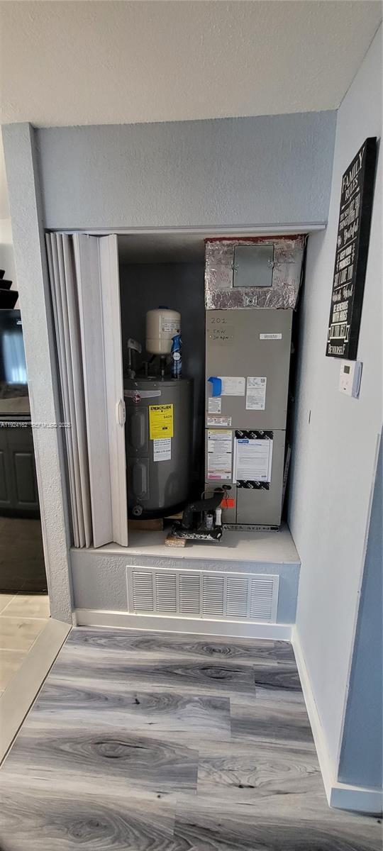 Building Photo - 13285 Arbor Pointe Cir