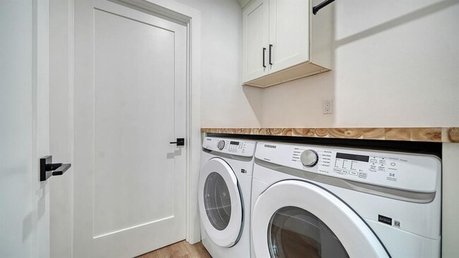 Building Photo - 5468 Wilkinson Rd