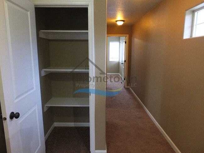 Building Photo - 3-Bedroom Home in Central Coeur d'Alene wi...