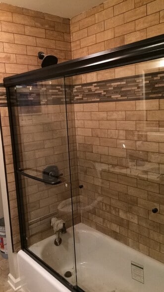 Building Photo - 2046 Belton St