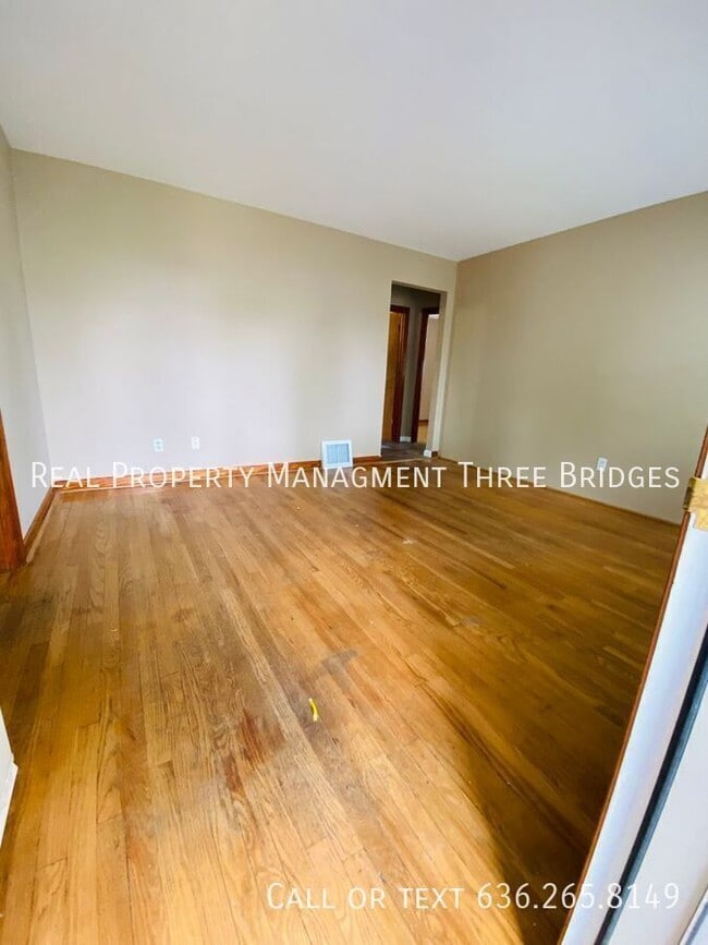 Building Photo - 4438 Vance Ave