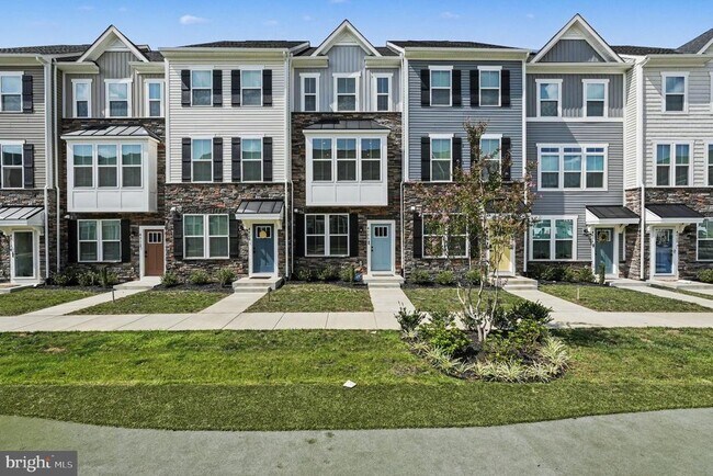Building Photo - 4706 Torrey Ln