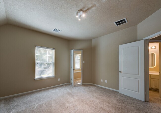 Building Photo - 4323 Wellington Grove Ln