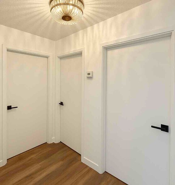 Building Photo - 1512 Henry Ave