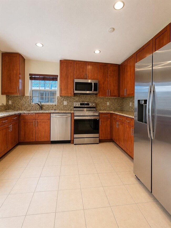 Building Photo - 1041 Cedar Falls Dr