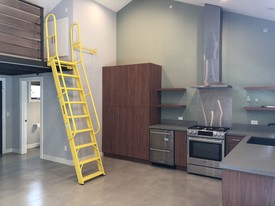 Building Photo - 4217 McFarlane Ave