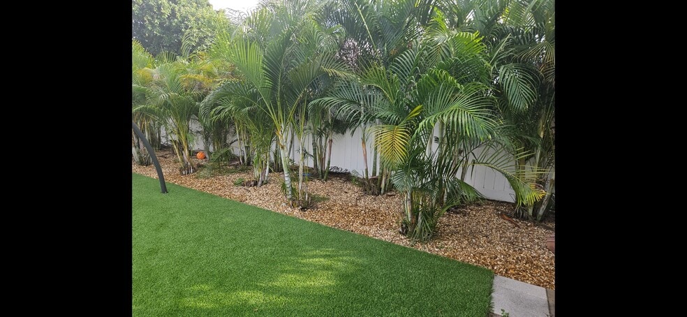 Building Photo - 2530 51st St N