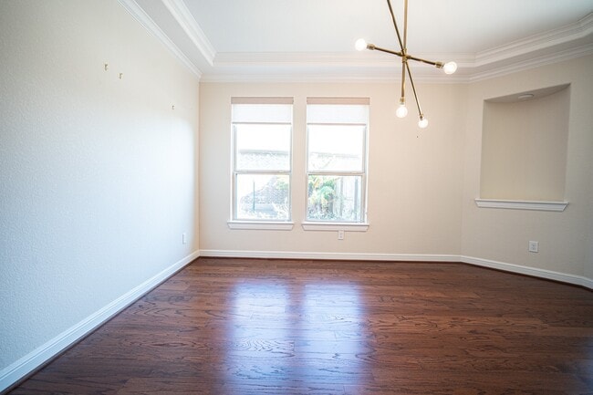 Building Photo - 5802 Caper Shores Ln