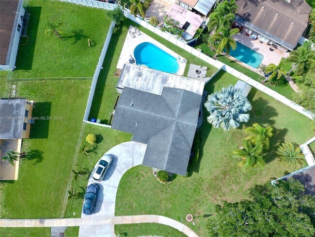 Building Photo - 9820 NW 7th St