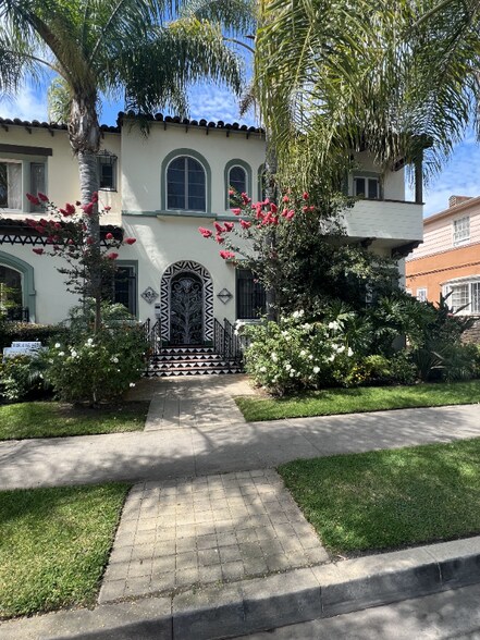 Primary Photo - 325 Cochran Ave