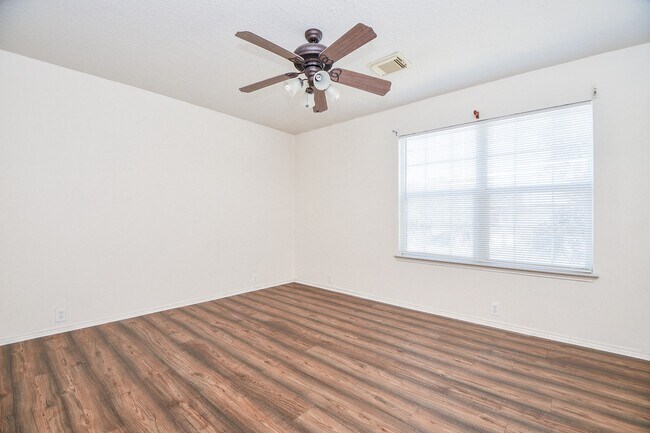 Building Photo - 4823 Dark Canyon Ct