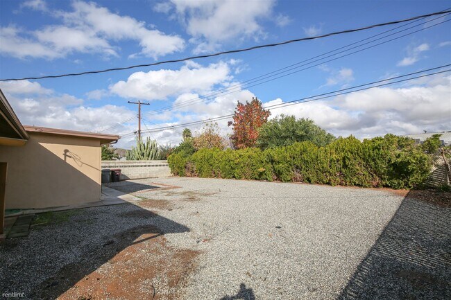 Building Photo - 2 br, 1 bath House - 26160 Falsterbor Drive