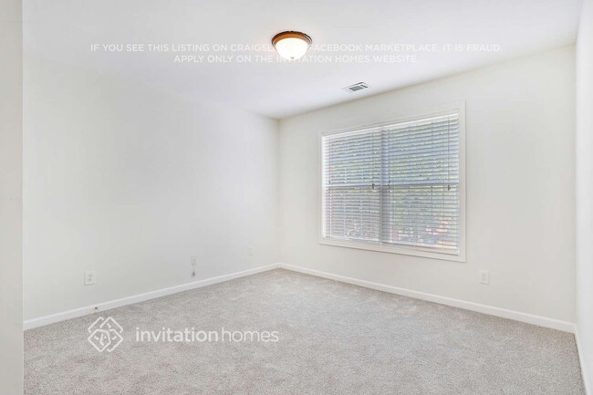 Building Photo - 3038 Brookwood Oak Ln SW