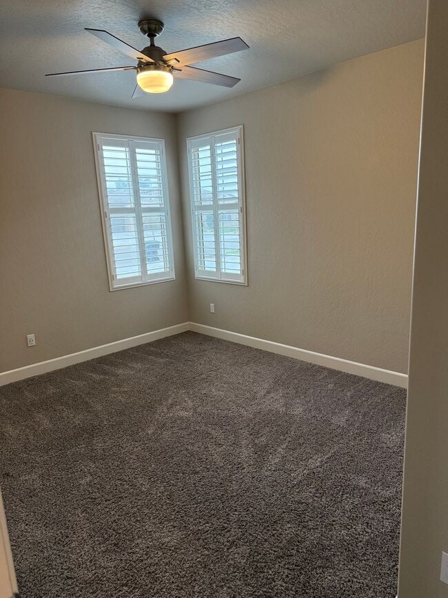 Building Photo - Charming 3 bedroom 2 bathroom with an office, located in Quail Run