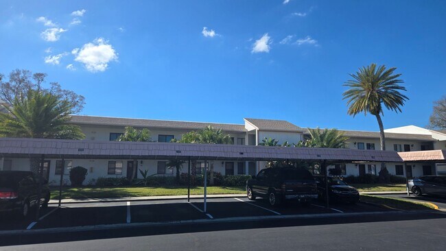 Building Photo - Nice 2/2 in the Gated East Lake Woodlands community