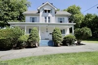 Building Photo - 238 Claremont Ave