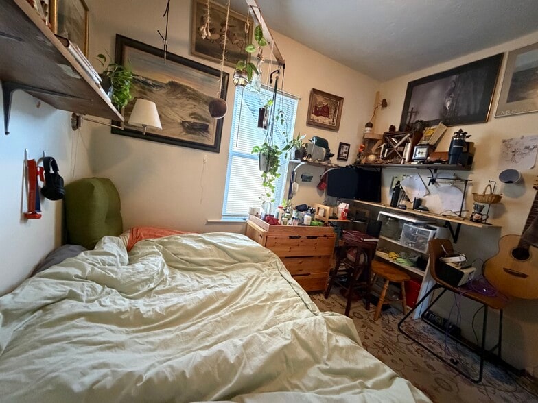 Building Photo - 34 Darling St