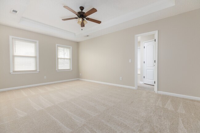 Building Photo - 102 Bordeaux Ln