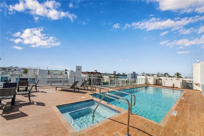 Building Photo - 1150 101st St