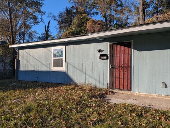 Building Photo - 255 Pollard St