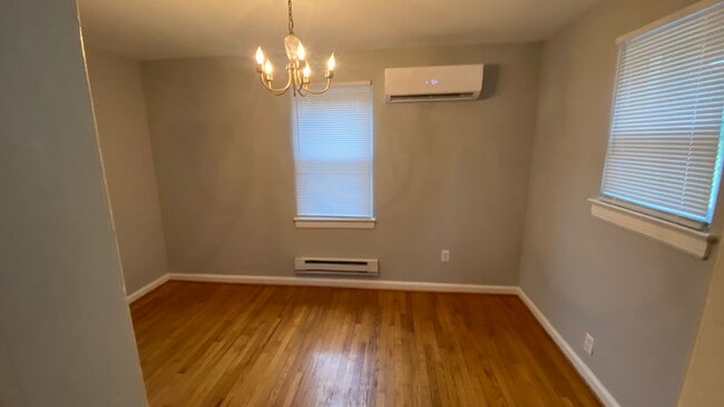 Building Photo - 2420 Brandon Ave SW