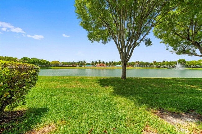 Building Photo - 1458 SE 24th Ct