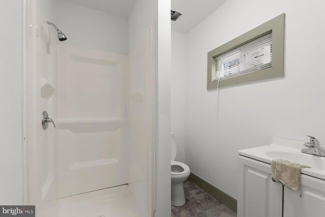 Building Photo - 2838 W Lanvale St