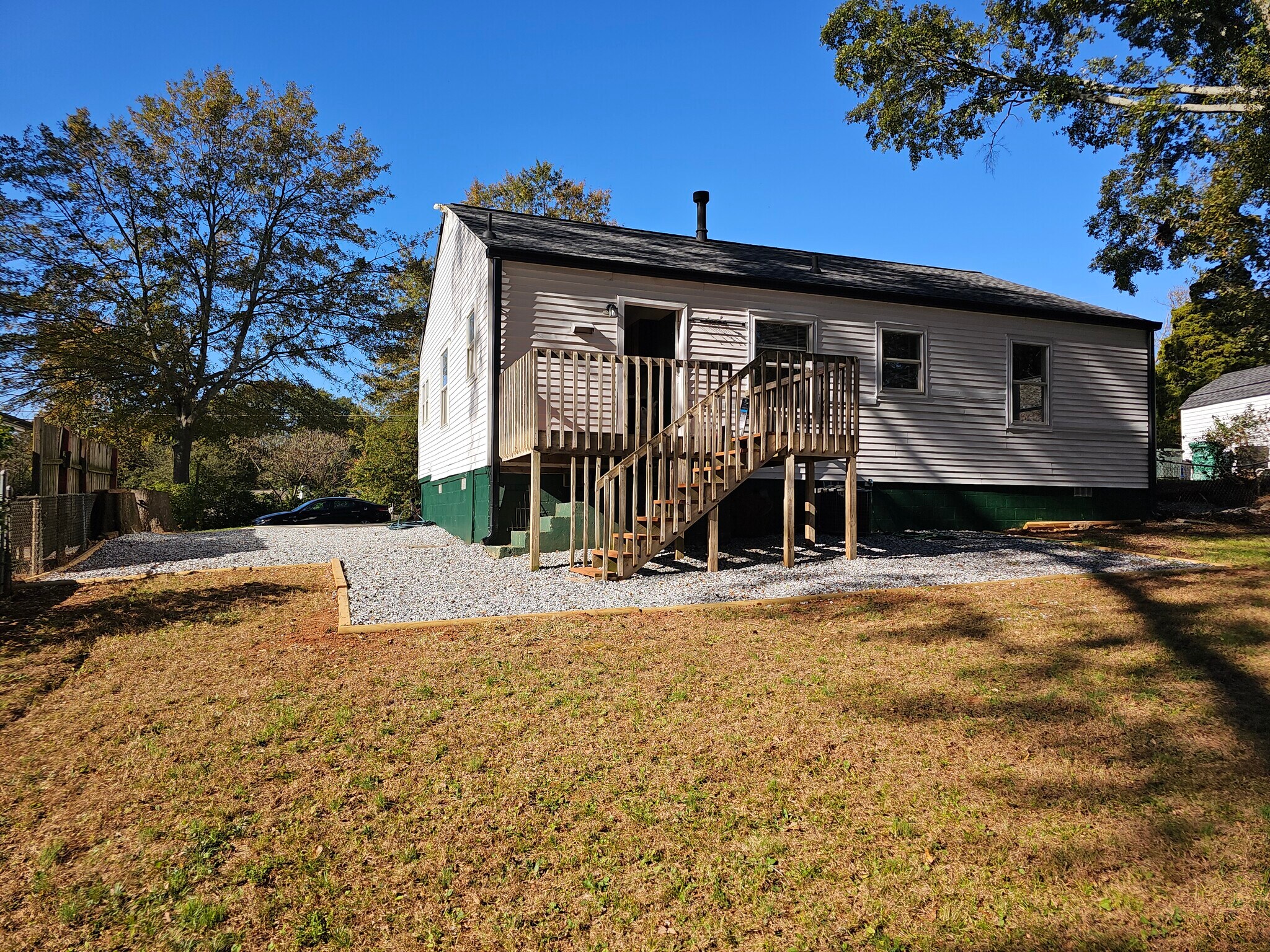 Building Photo - 1780 Crestridge Dr SE